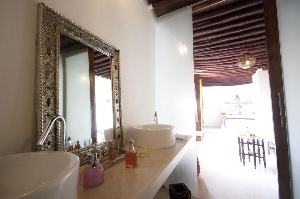 Riad El Maati Rabat Bilik gambar